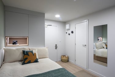 Standard En Suite - Image 2